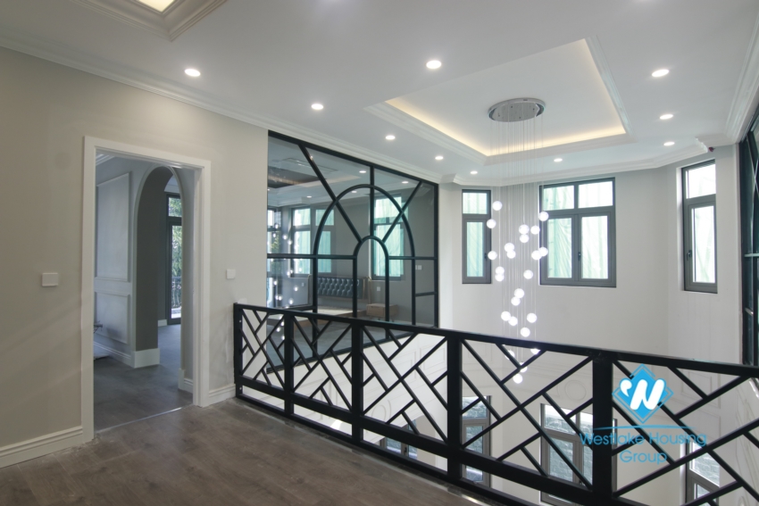 Brand new villa for rent in Vinhome Harmony.